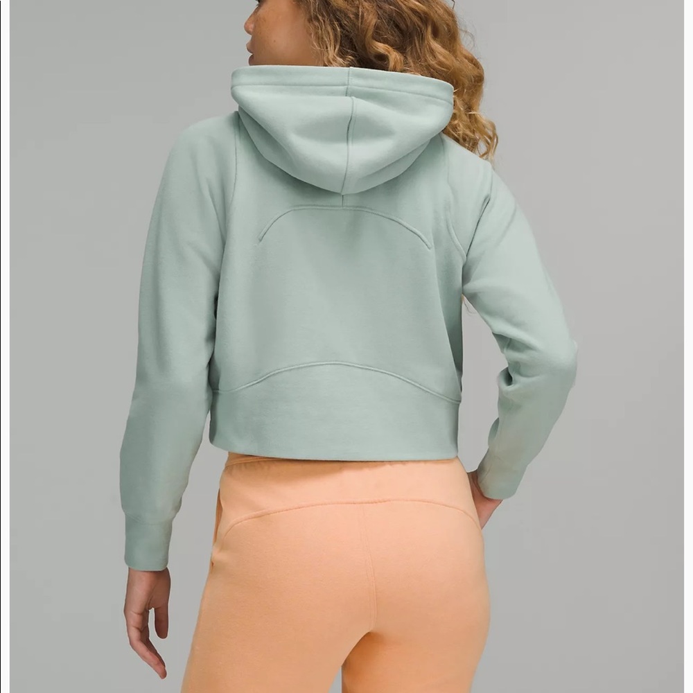 💙LULULEMON LOUNGEFUL CROPPED HOODIE/JACKET-SILVER BLUE-14💙 - Picture 4 of 13